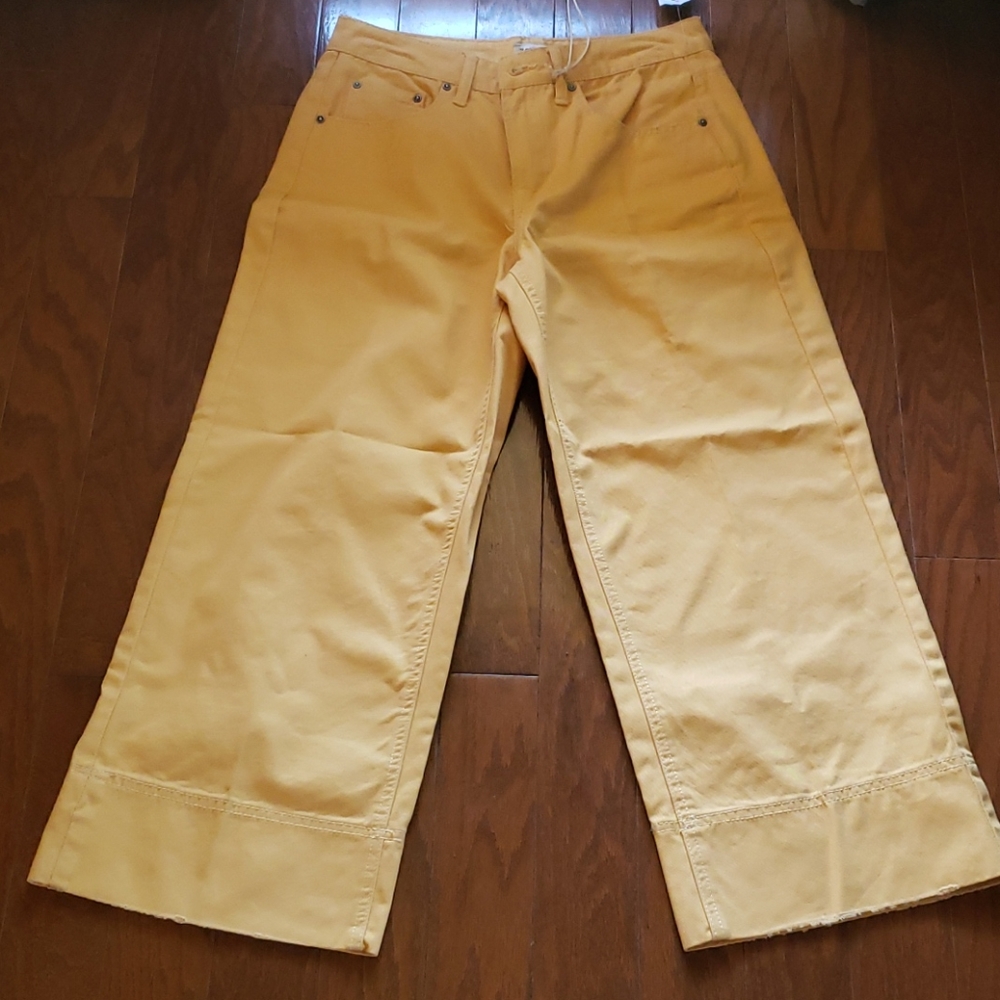 Wide leg capri's